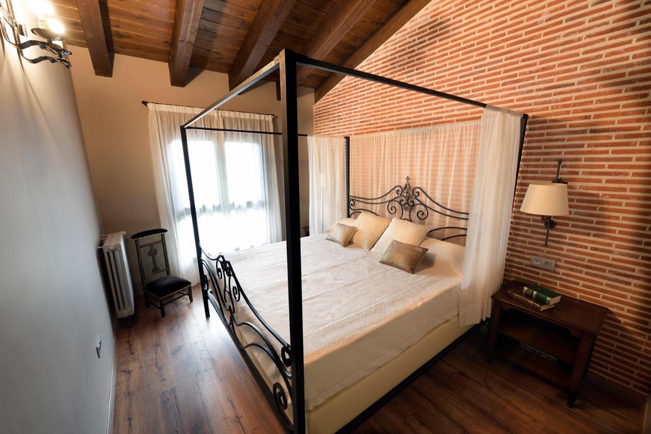 Casa Rural La Puerta Del Rio Lobos Сан-Леонардо-де-Яґуе Екстер'єр фото